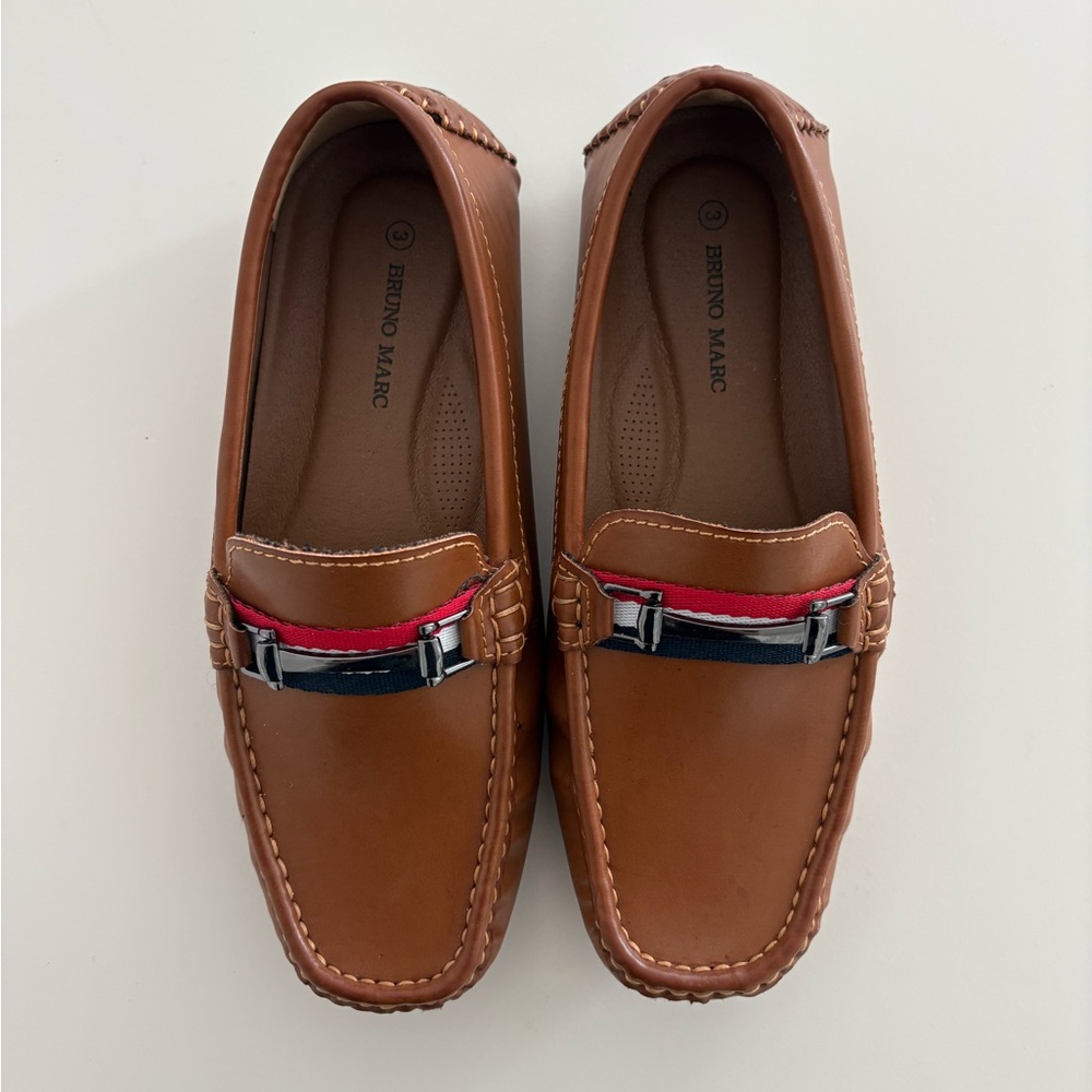 Bruno Marc Kids' Tan Dress Shoes with Red and Black Accents - size 3